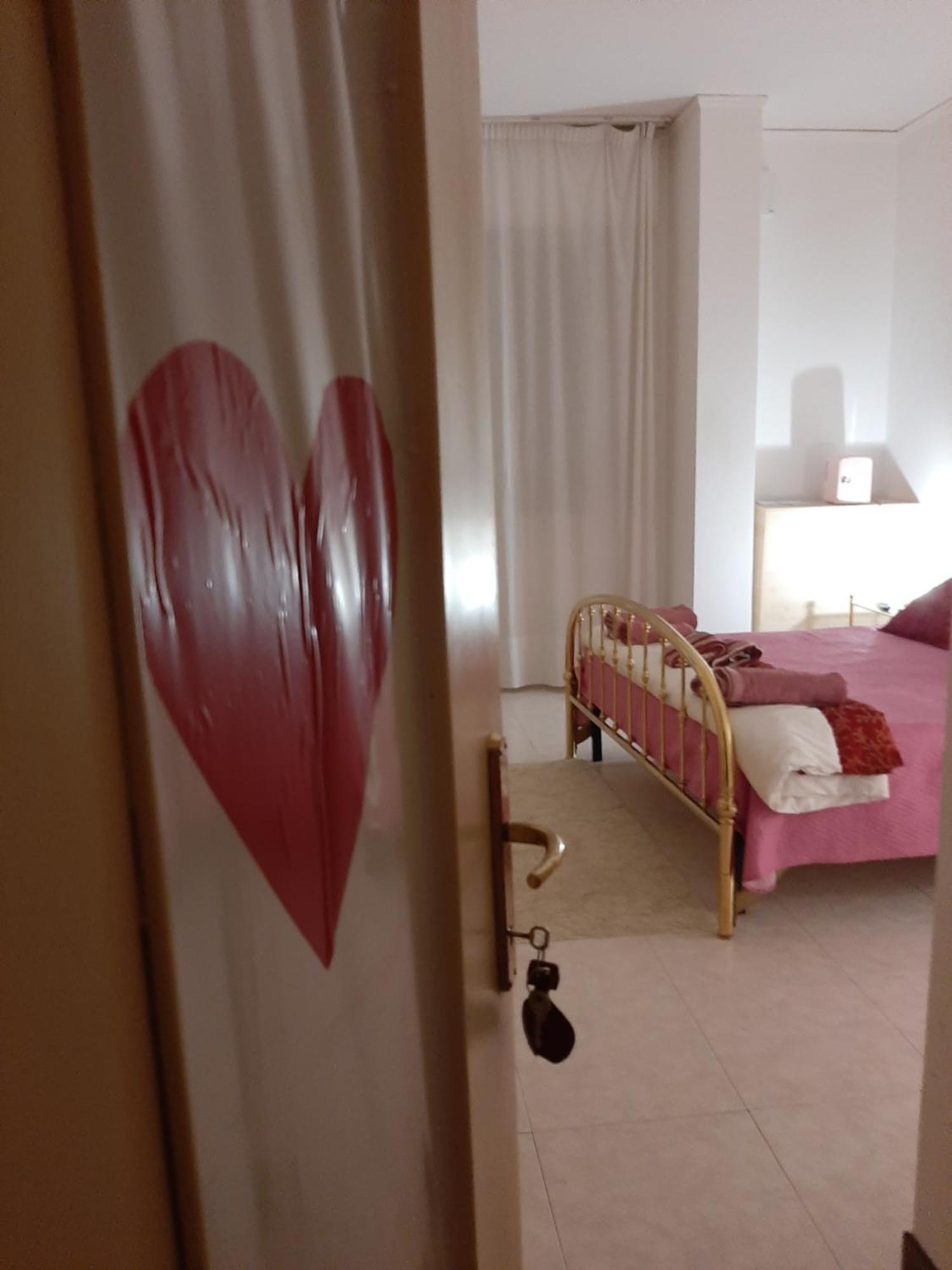 Locazione Turistica Poker D'Assi Hotell Verona Exteriör bild